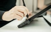 Wacom Cintiq 24 Touch DTH246K0B  ( Stand Dahil )